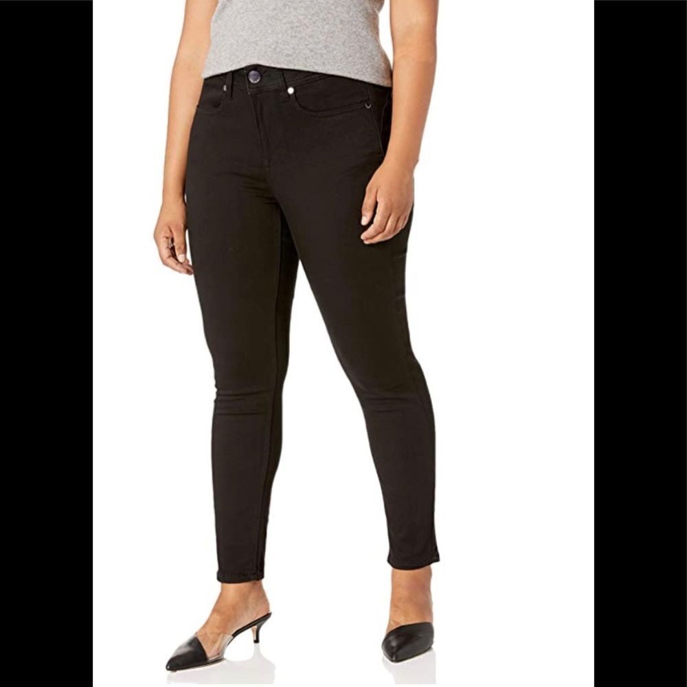 Seven7 black booty shaper skinny stretch jeans 22W